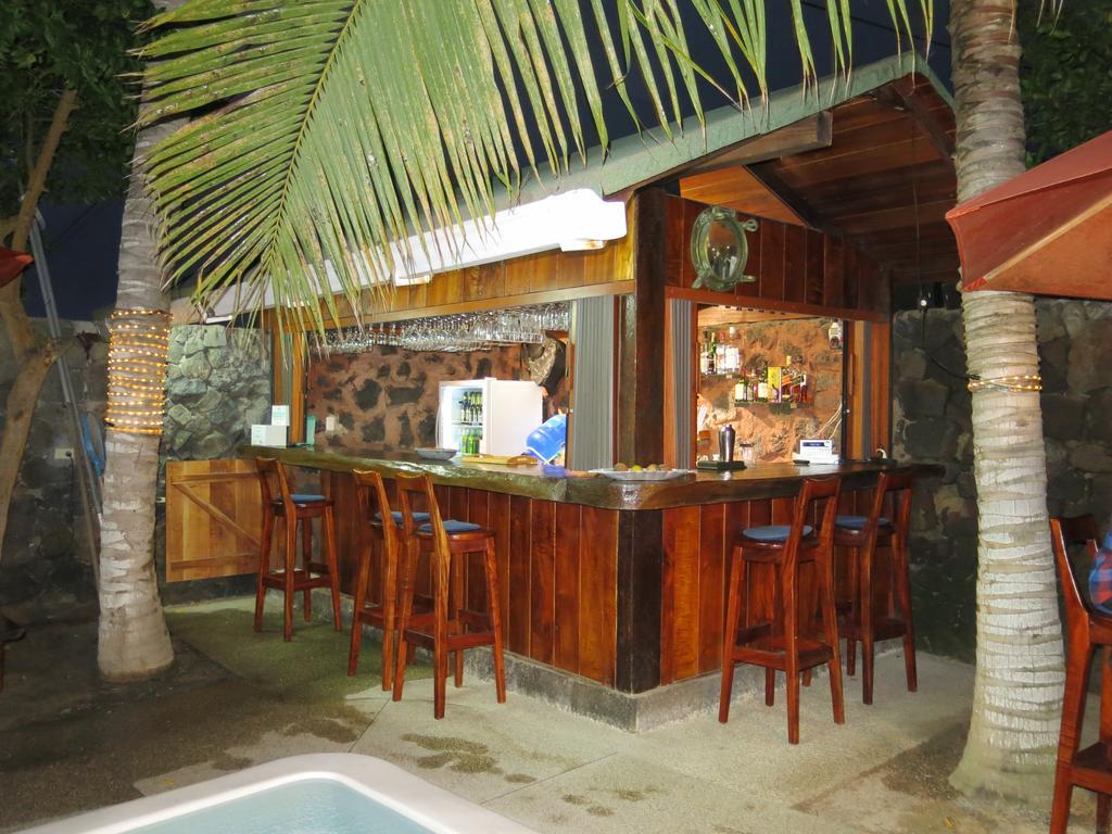 The Wooden House Hotel Puerto Villamil Exterior foto