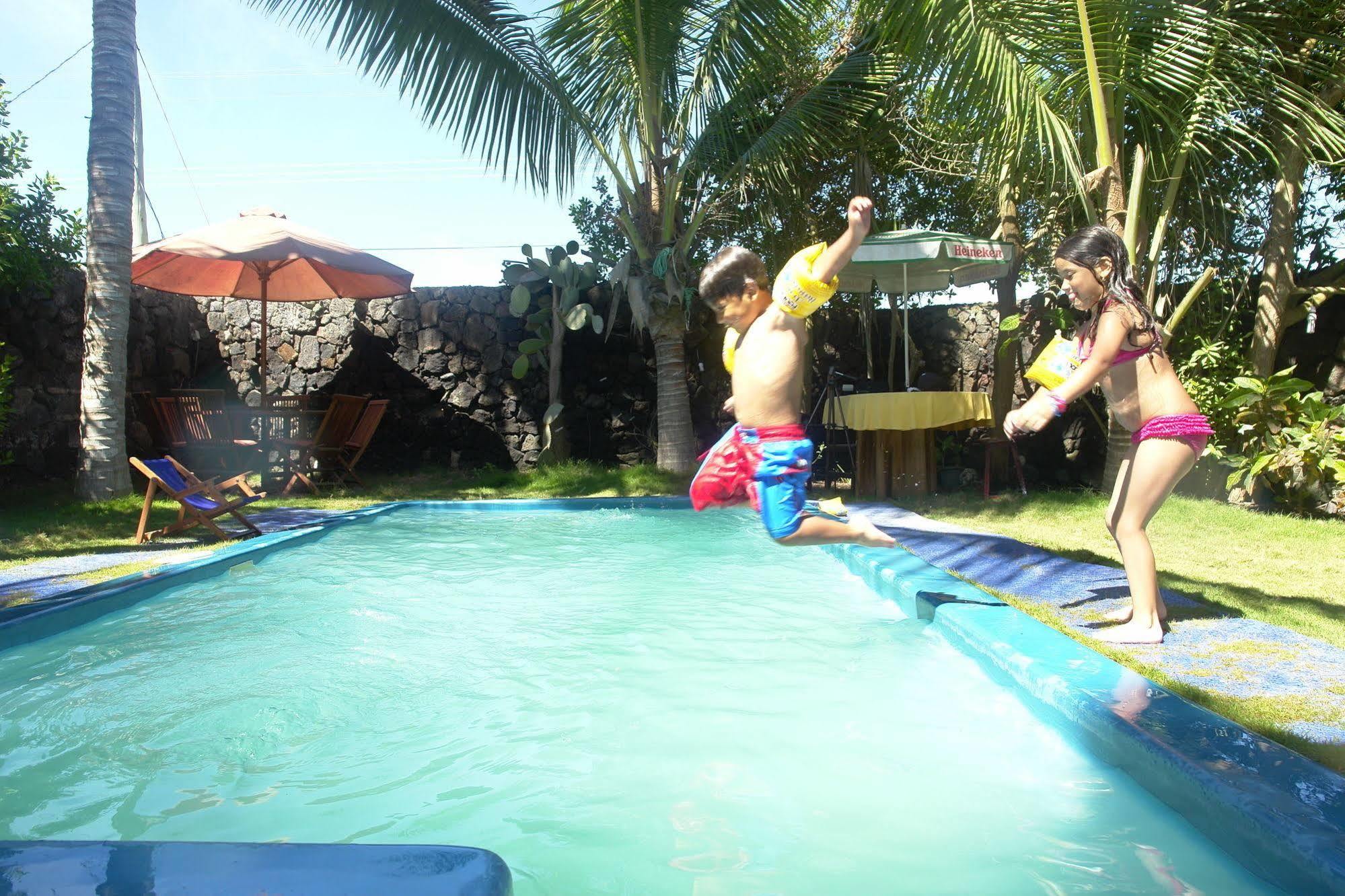 The Wooden House Hotel Puerto Villamil Exterior foto